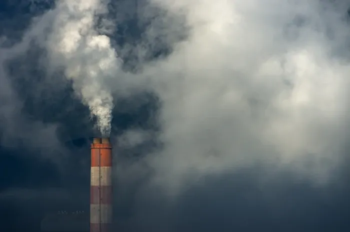 How Air Pollution Irritates Your Eyes: A Complete Protection Guide